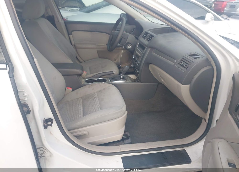 2011 FORD FUSION SE VIN: 3FAHP0HA5BR202370