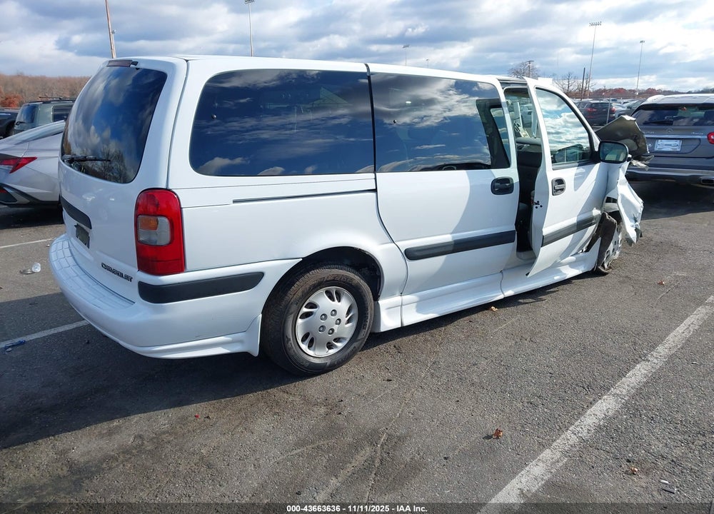 2002 CHEVROLET VENTURE VIN: 1GNDX03E42D263261