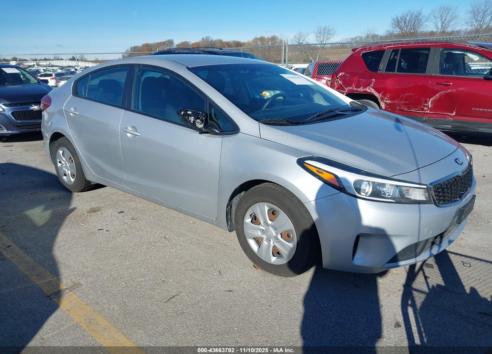 2017 KIA FORTE LX VIN: 3KPFL4A73HE034473