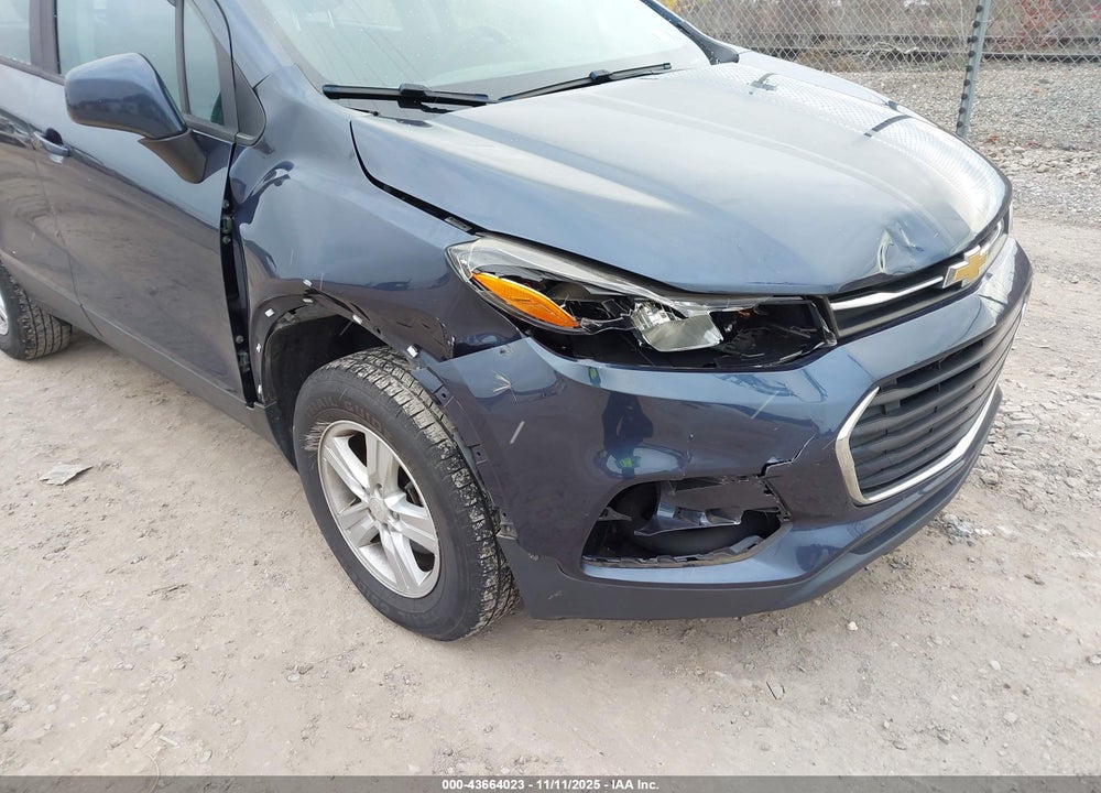2018 CHEVROLET TRAX LS VIN: 3GNCJNSB3JL254786