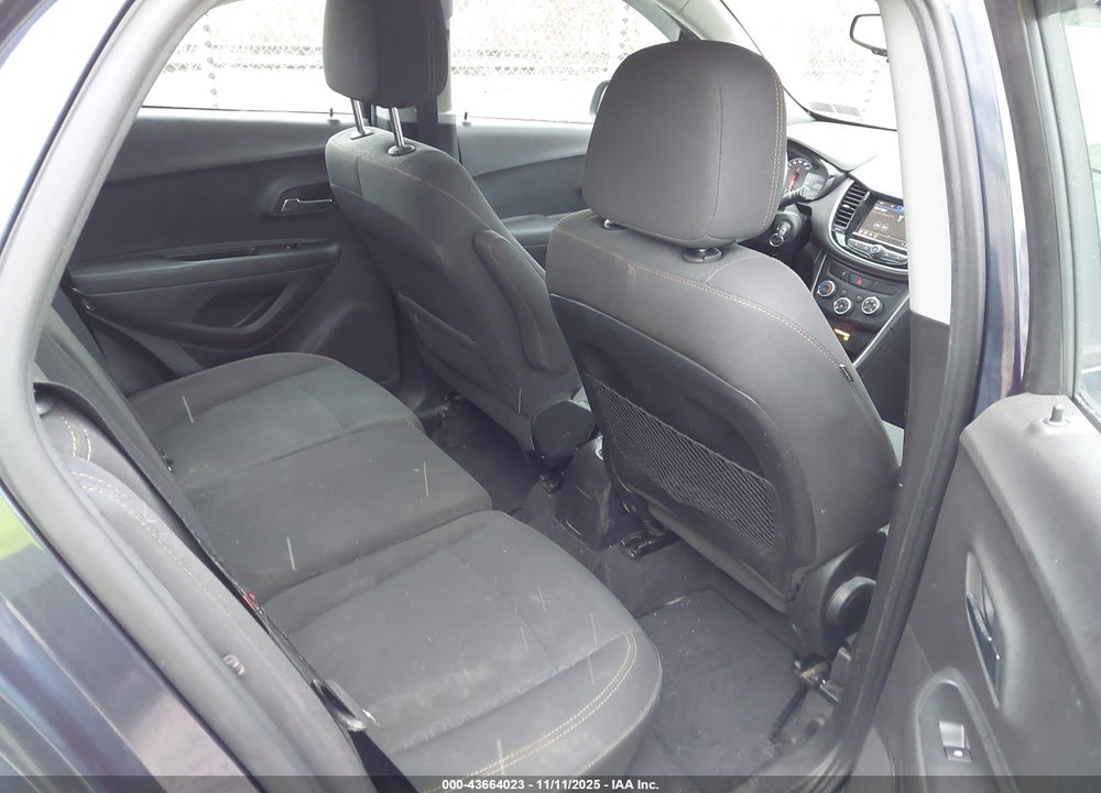 2018 CHEVROLET TRAX LS VIN: 3GNCJNSB3JL254786