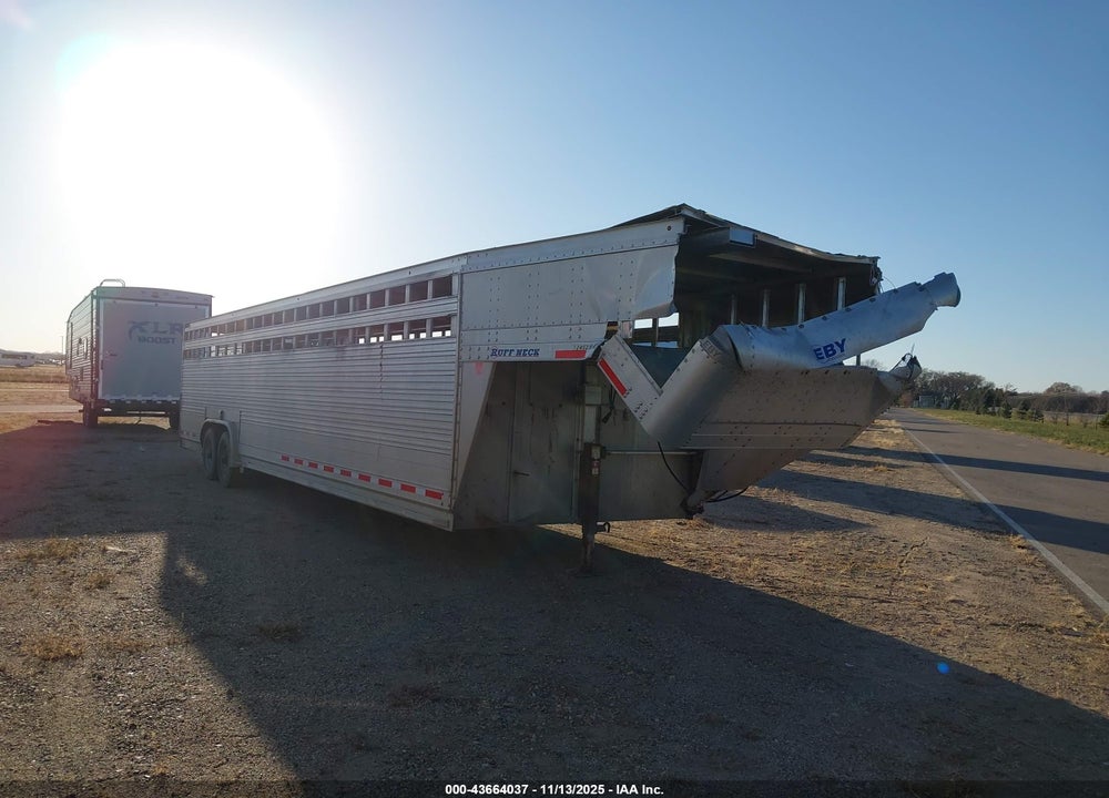 2019 M H EBY TRAILERS GOOSENECK LIVESTOCK TRAILER VIN: 4A2LG322XK2029121