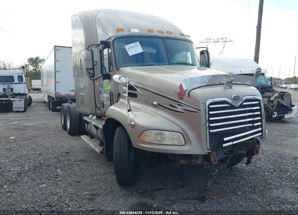 2000 MACK 600 CX600 VIN: 1M1AE06Y6YW002640