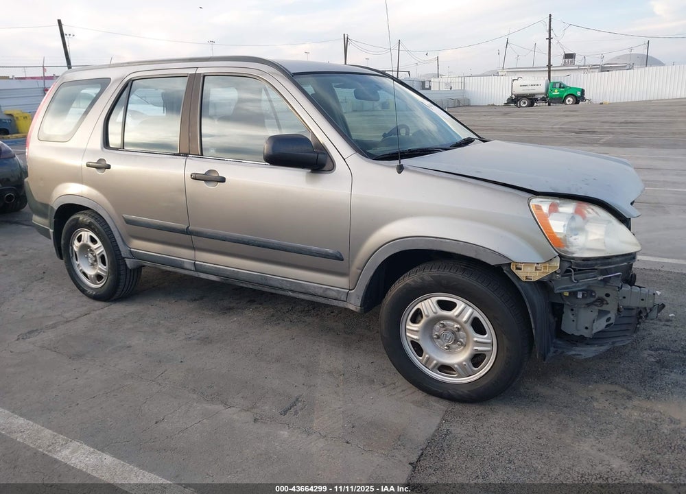 2005 HONDA CR-V LX VIN: JHLRD68575C009057