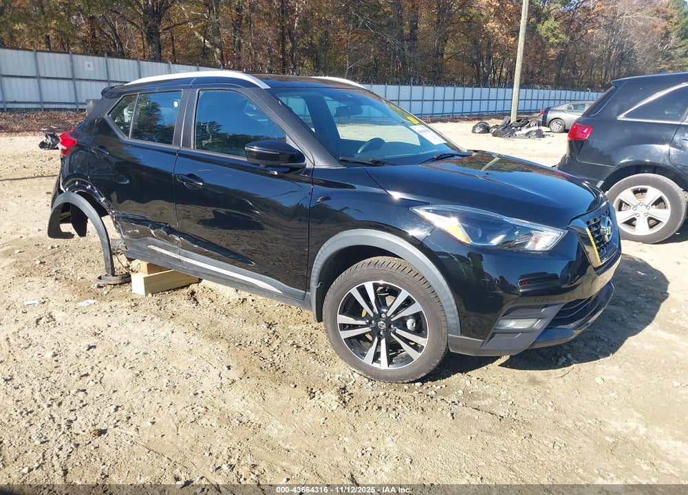 2020 NISSAN KICKS SR XTRONIC CVT VIN: 3N1CP5DV1LL536820