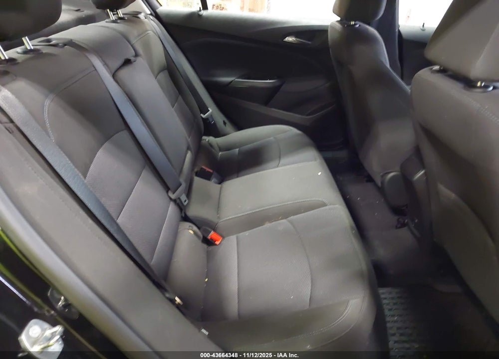 2018 CHEVROLET CRUZE VIN: 1G1BE5SM9J7208063