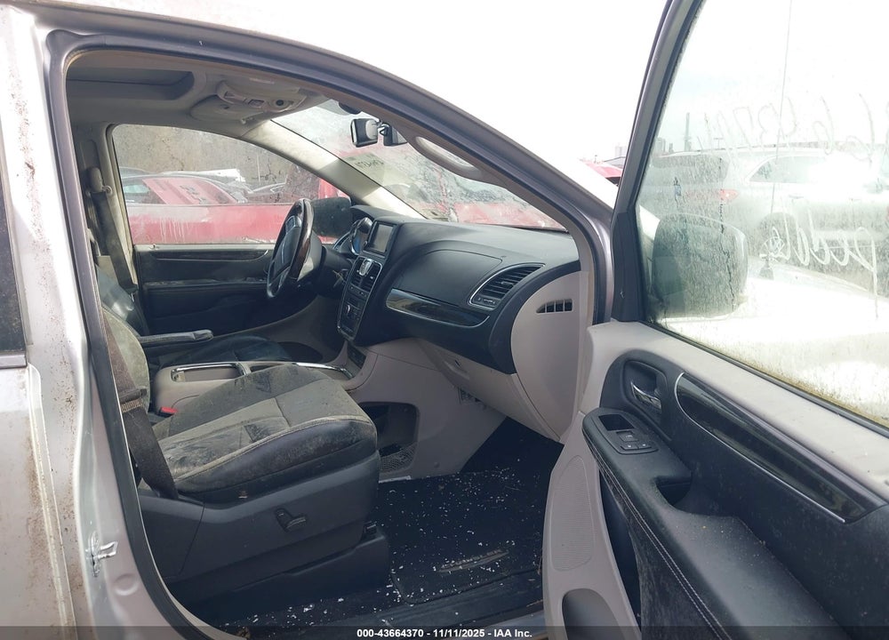 2012 CHRYSLER TOWN & COUNTRY LIMITED VIN: 2C4RC1GG4CR133894