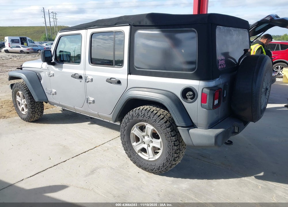 2018 JEEP WRANGLER UNLIMITED SPORT S 4X4 VIN: 1C4HJXDG4JW157805