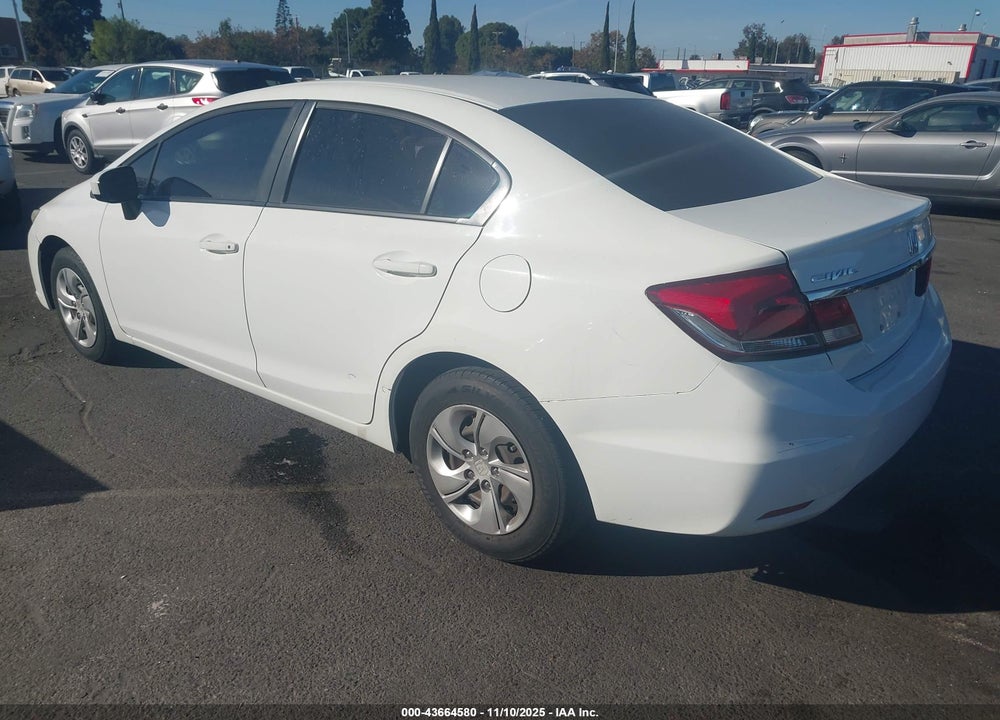 2015 HONDA CIVIC LX VIN: 19XFB2F5XFE704497