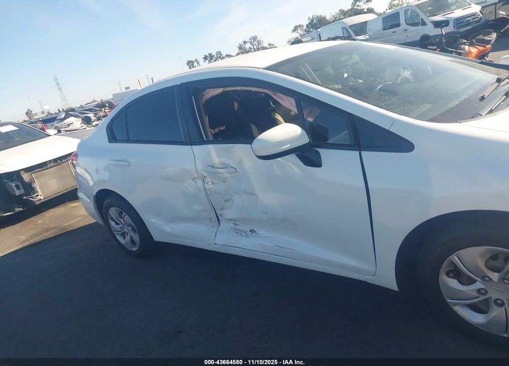 2015 HONDA CIVIC LX VIN: 19XFB2F5XFE704497