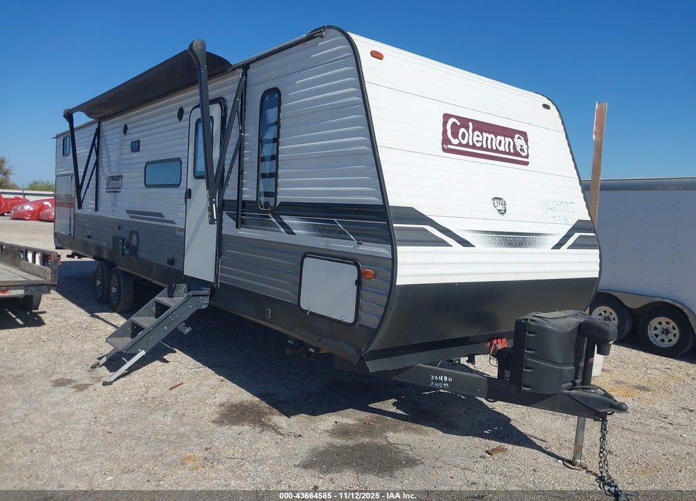 2022 COLEMAN LANTERN 334BH VIN: 4YDTCMR20NH938215