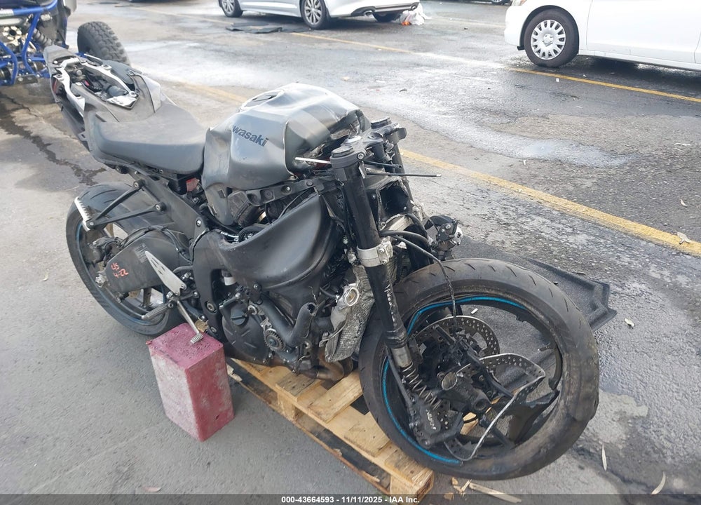 2025 KAWASAKI ZX636 K VIN: JKBZXJJ14SA021856