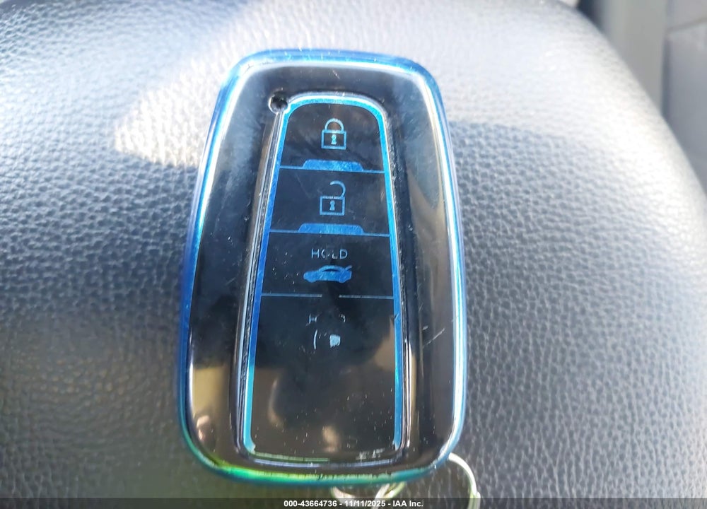 2021 TOYOTA RAV4 XLE VIN: 2T3P1RFV6MC161443