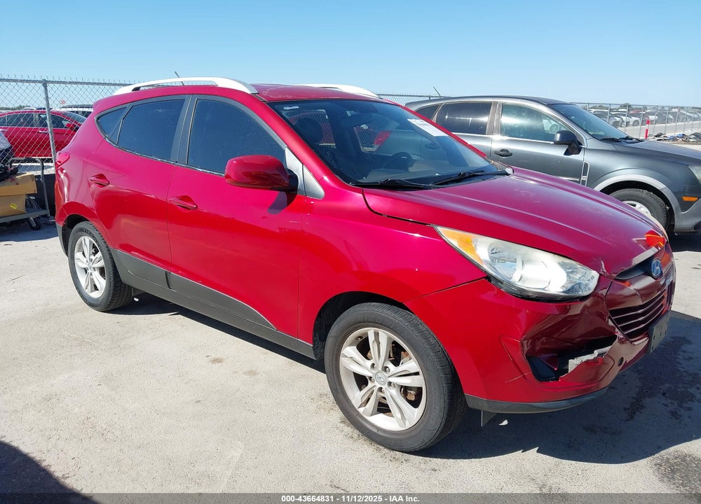 2010 HYUNDAI TUCSON GLS VIN: KM8JU3AC5AU098516
