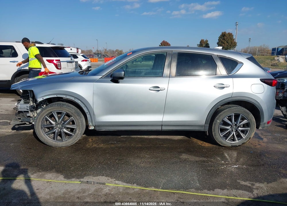 2018 MAZDA CX-5 TOURING VIN: JM3KFBCM9J0351466