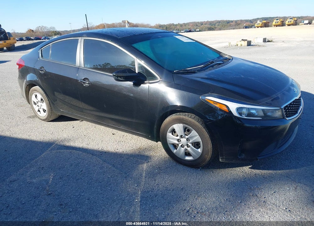 2017 KIA FORTE LX VIN: 3KPFK4A7XHE087092
