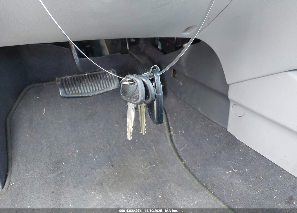 2008 HYUNDAI ELANTRA VIN: KMHDU46D18U559838