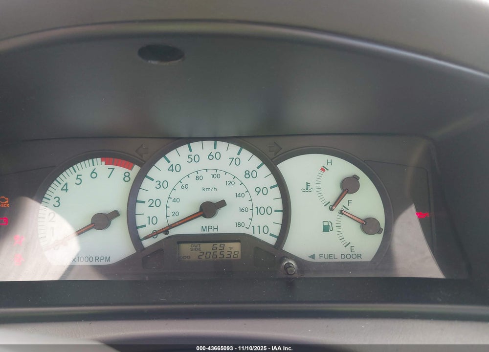 2004 TOYOTA COROLLA LE VIN: JTDBR32E042043904