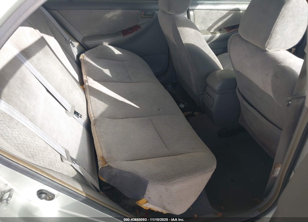 2004 TOYOTA COROLLA LE VIN: JTDBR32E042043904