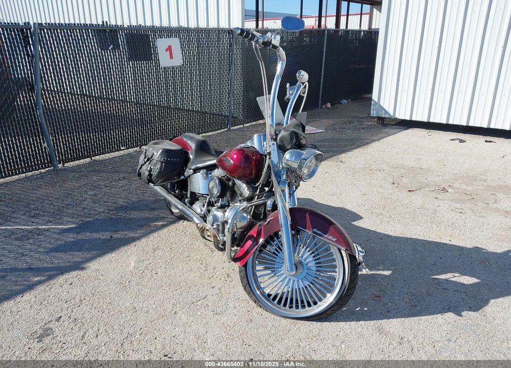 2014 HARLEY-DAVIDSON FLSTC HERITAGE SOFTAIL CLASSIC VIN: 1HD1BWV19EB022463