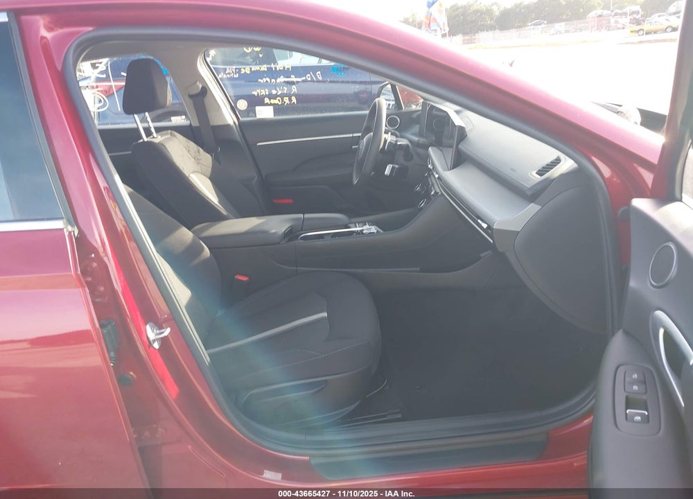 2024 HYUNDAI SONATA VIN: KMHL64JA9RA427089