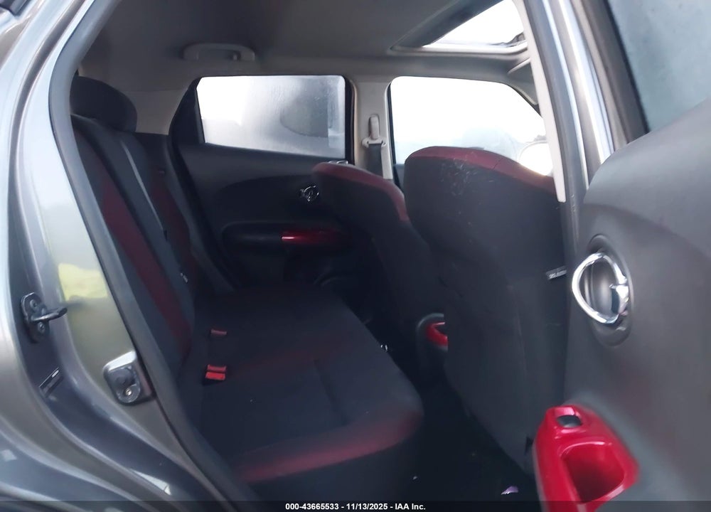 2011 NISSAN JUKE SV VIN: JN8AF5MV4BT010073
