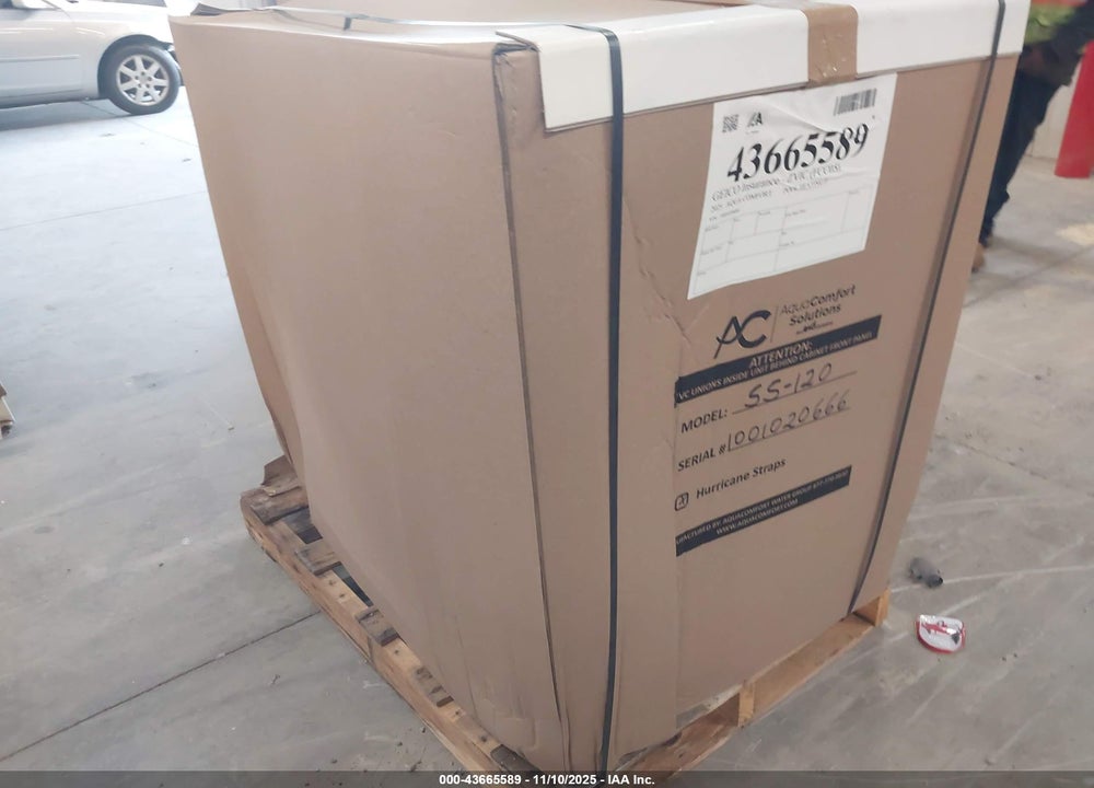2025 AQUA COMFORT POOL HEATING PUMP SS120 VIN: 1001020666