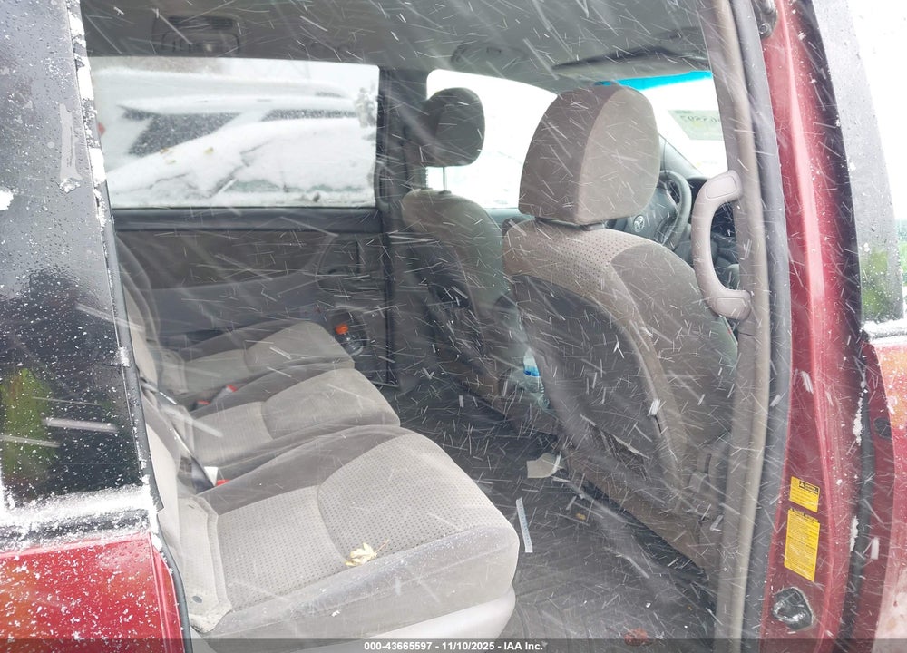 2009 TOYOTA SIENNA LE VIN: 5TDZK23C19S239621