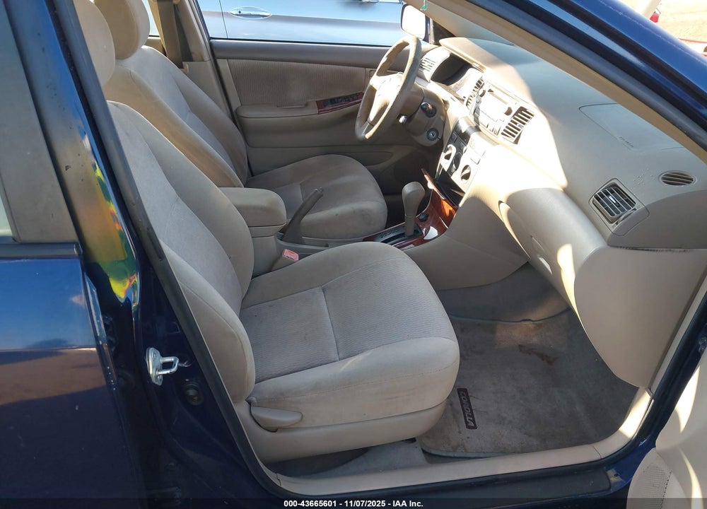 2005 TOYOTA COROLLA LE VIN: 1NXBR32E95Z429271