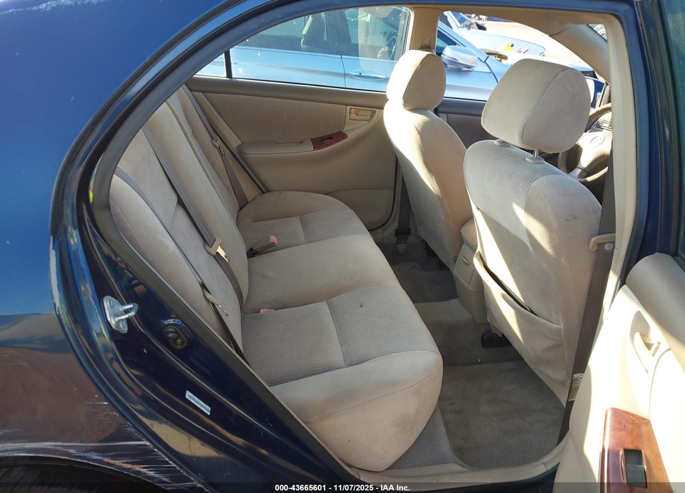 2005 TOYOTA COROLLA LE VIN: 1NXBR32E95Z429271