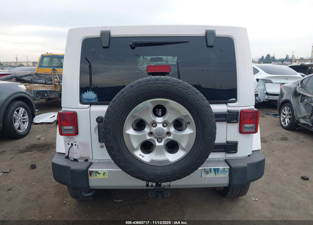2014 JEEP WRANGLER UNLIMITED SAHARA VIN: 1C4HJWEG3EL179312