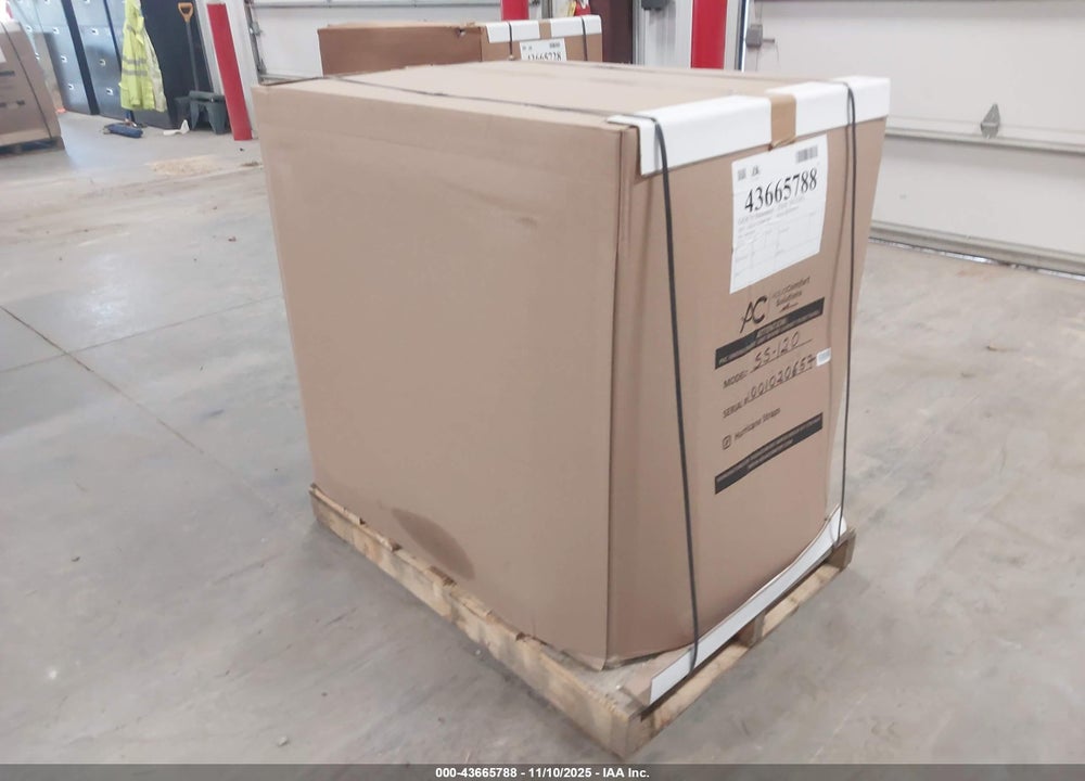2025 AQUA COMFORT POOL HEATING PUMP SS120 VIN: 1001020657
