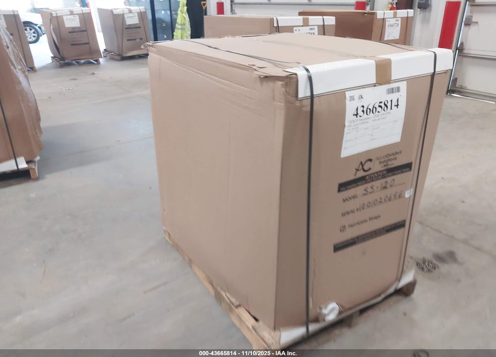 2025 AQUA COMFORT POOL HEATING PUMP SS120 VIN: 1001020656