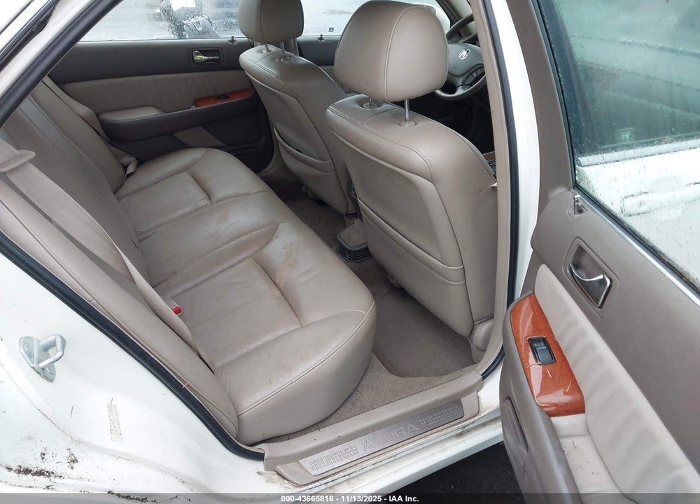 2004 ACURA RL 3.5 VIN: JH4KA96664C001324