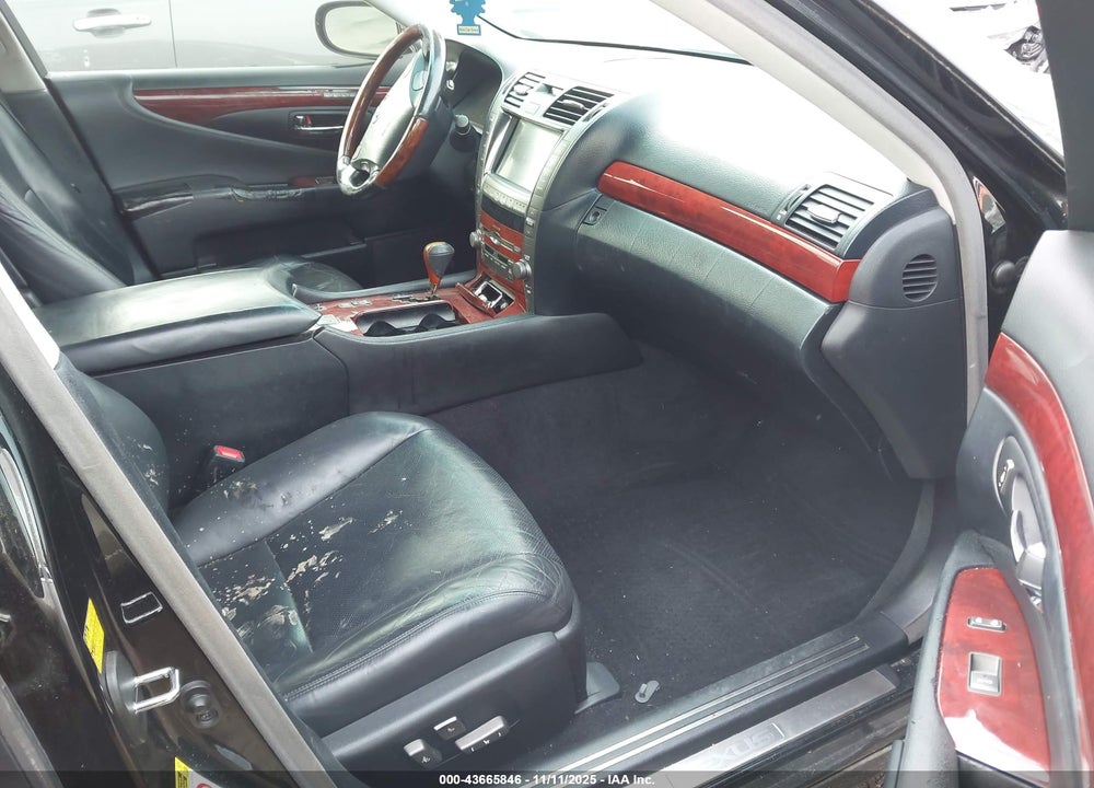 2008 LEXUS LS 460 VIN: JTHBL46F885076467
