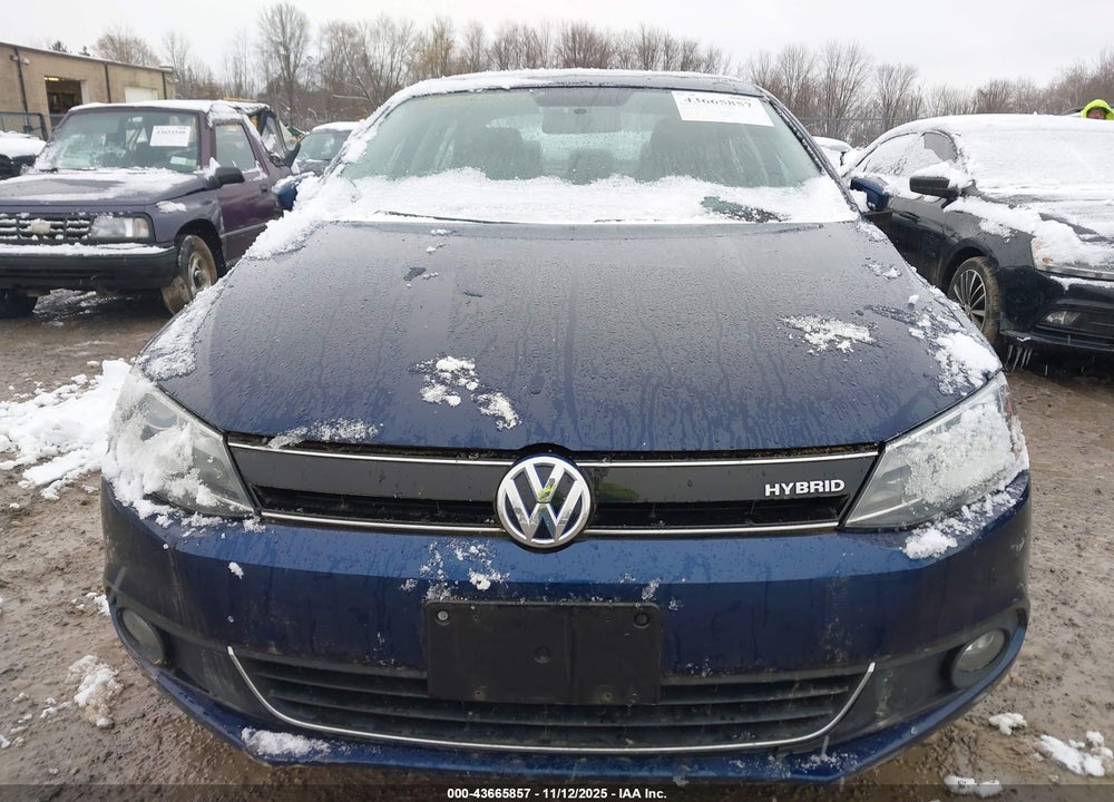 2014 VOLKSWAGEN JETTA HYBRID SEL PREMIUM VIN: 3VW637AJ1EM317465