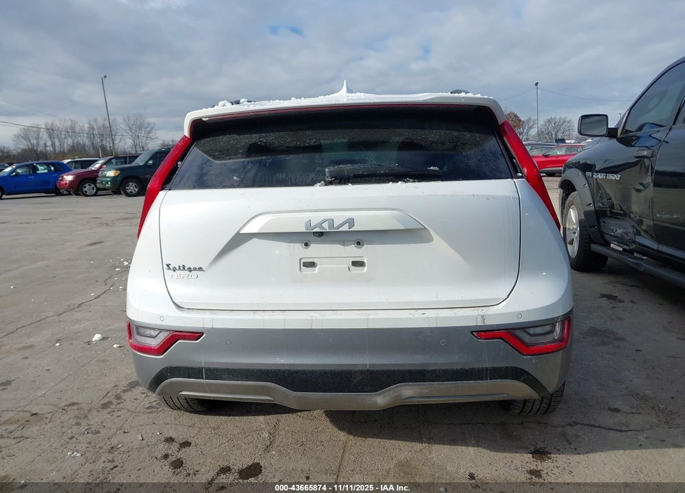 2023 KIA NIRO EV WAVE VIN: KNDCT3L18P5019998