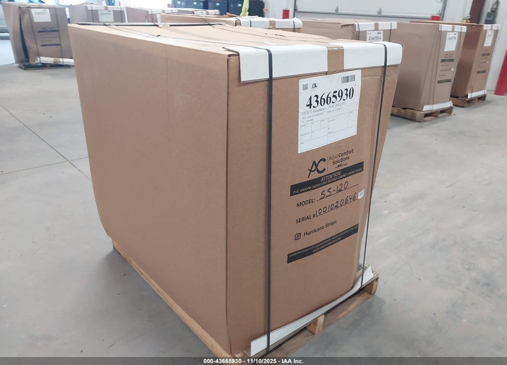 2025 AQUA COMFORT POOL HEATING PUMP SS120 VIN: 1001020646