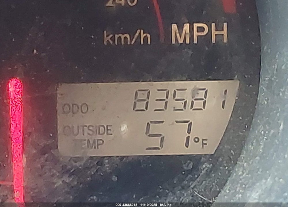 2005 TOYOTA MATRIX XRS VIN: 2T1KY32EX5C319236