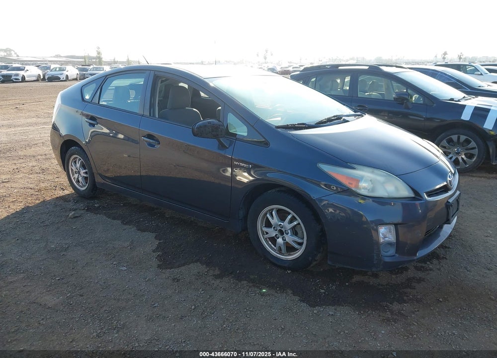 2011 TOYOTA PRIUS TWO VIN: JTDKN3DU1B0259852