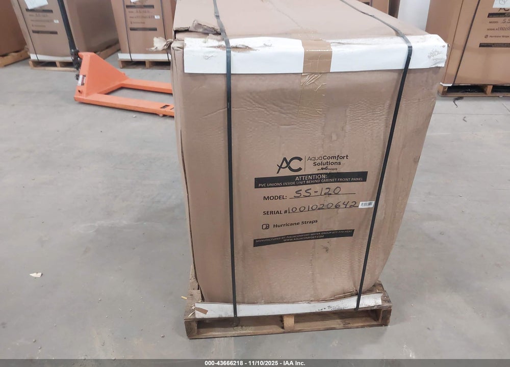 2025 AQUA COMFORT POOL HEATING PUMP SS120 VIN: 1001020642