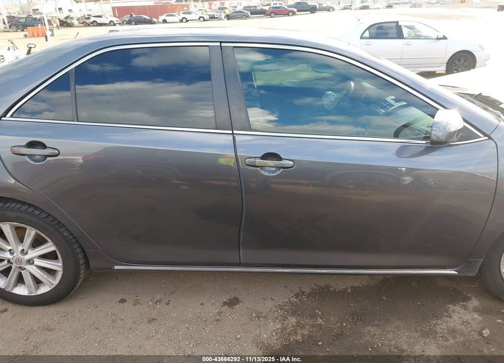 2014 TOYOTA CAMRY HYBRID XLE VIN: 4T1BD1FK0EU116046