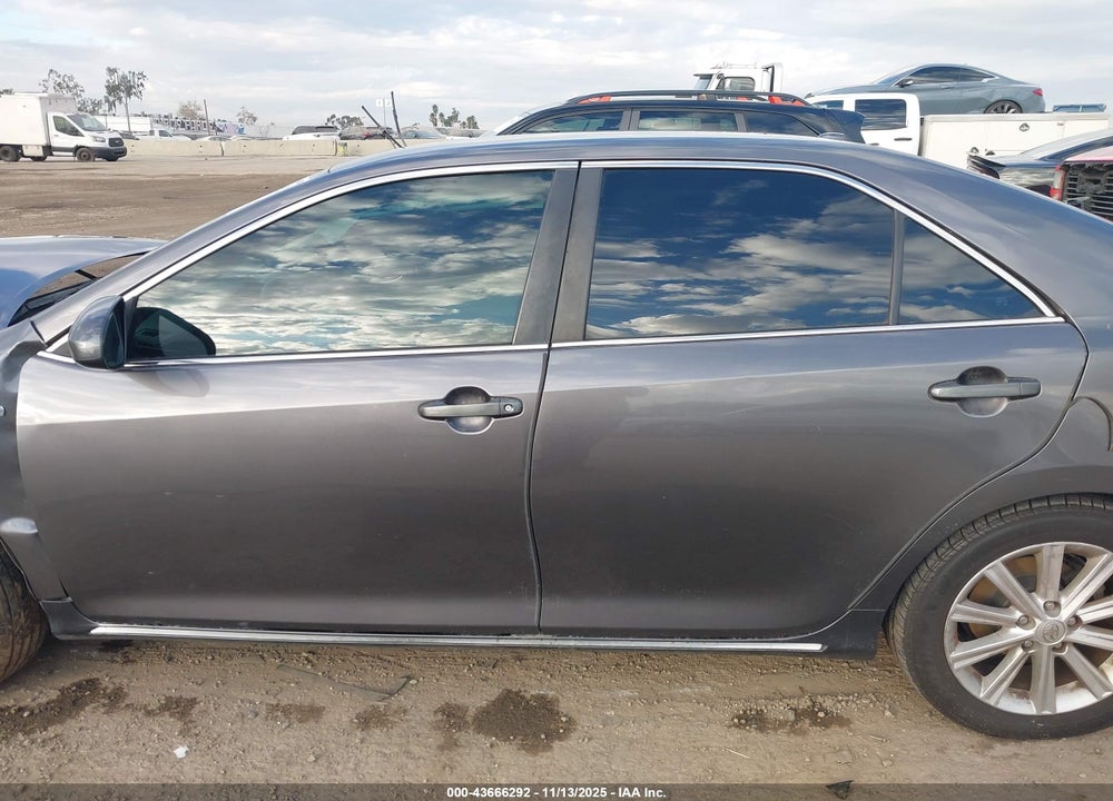 2014 TOYOTA CAMRY HYBRID XLE VIN: 4T1BD1FK0EU116046