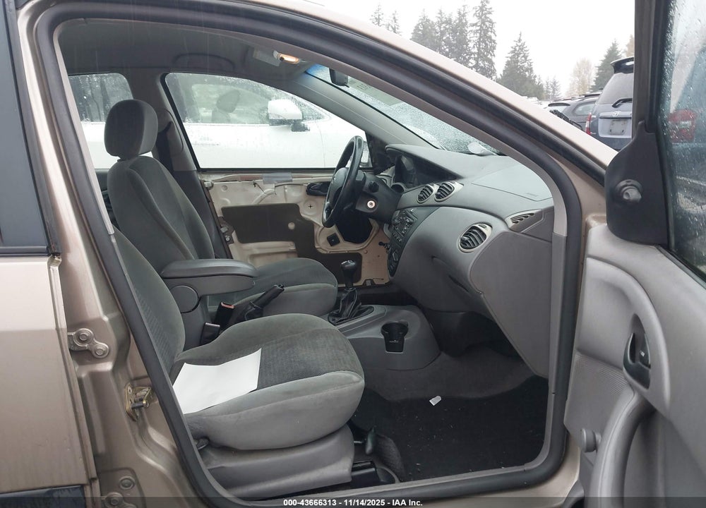2003 FORD FOCUS LX VIN: 1FAFP33P13W276548