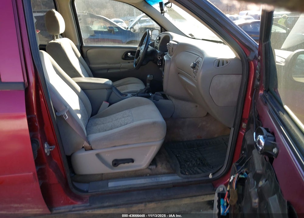 2007 CHEVROLET TRAILBLAZER VIN: 1GNDT13S772292683