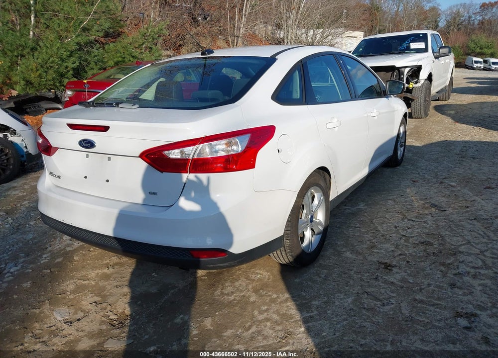 2014 FORD FOCUS SE VIN: 1FADP3F27EL257210