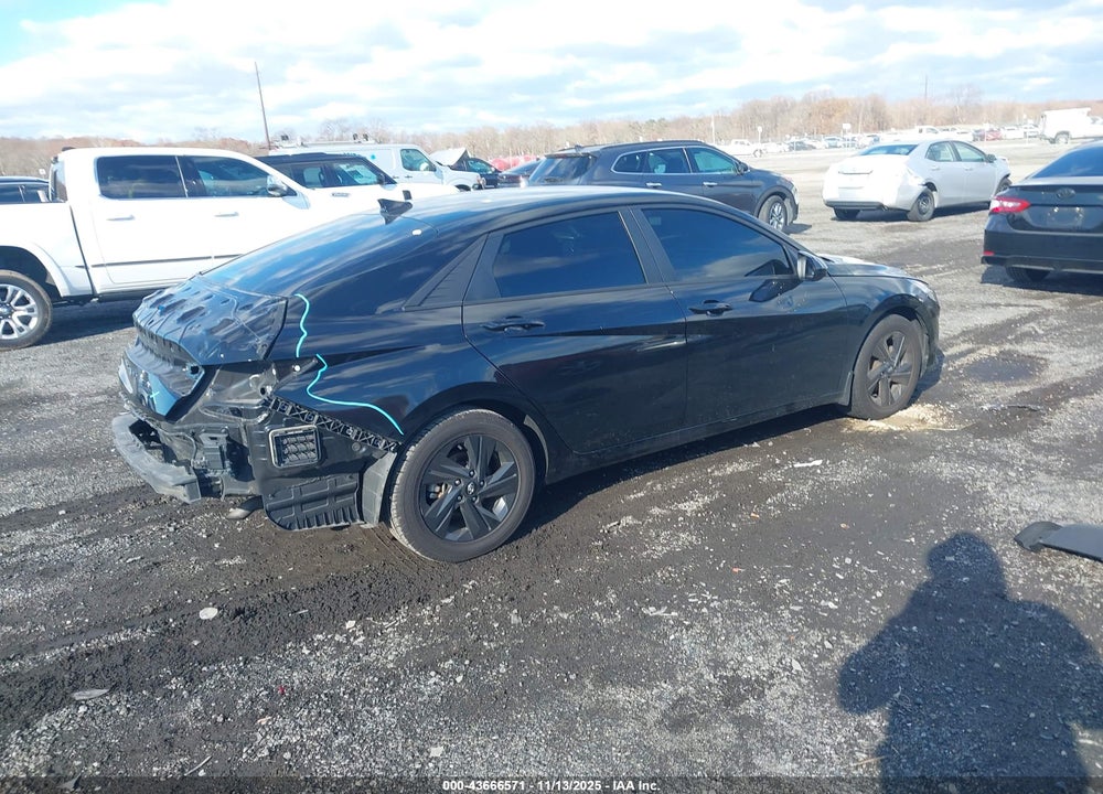 2023 HYUNDAI ELANTRA SEL VIN: KMHLM4AG7PU373457