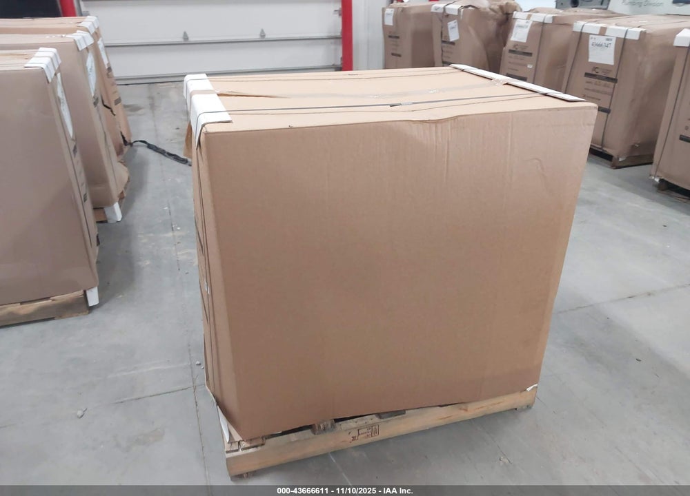 2025 AQUA COMFORT POOL HEATING PUMP SS-120 VIN: 1001020635