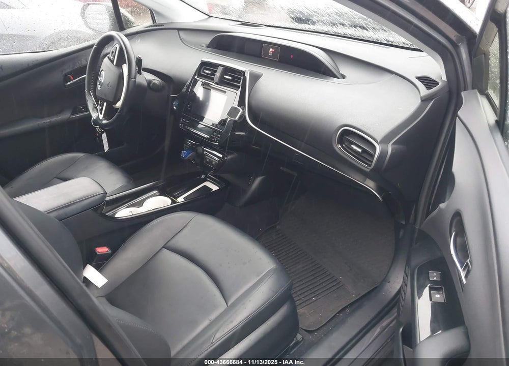 2016 TOYOTA PRIUS FOUR VIN: JTDKARFU6G3017589