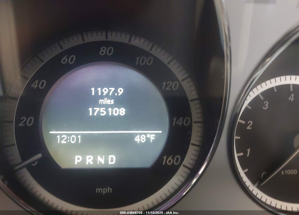 2010 MERCEDES-BENZ C CLASS VIN: WDDGF8BB9AF401528
